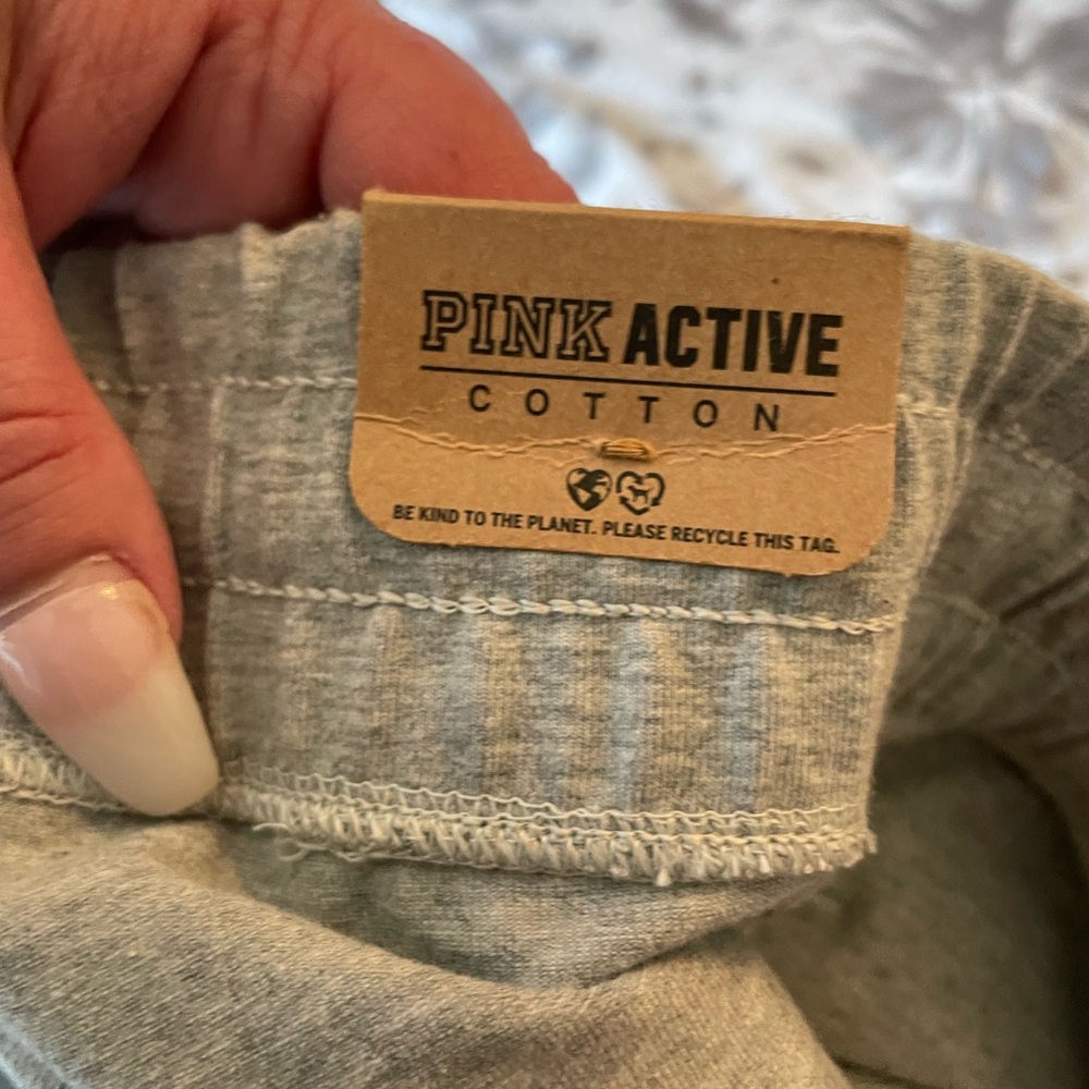 VS PINK NWT GRAY HIGH WAIST JOGGERS - Picture 4 of 8